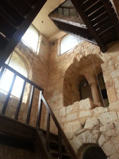 Vista interior torre cidiana monasterio San Pedro de Cardela